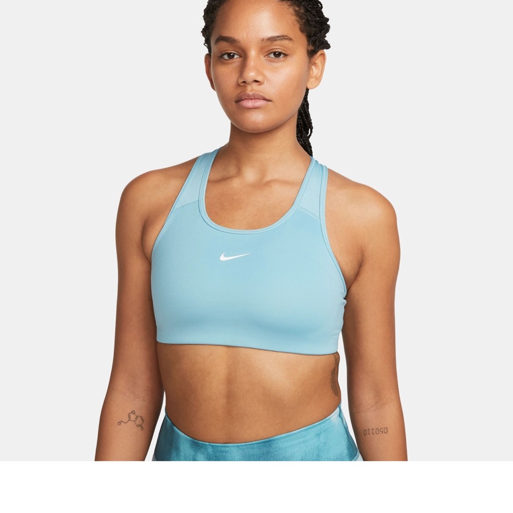 Nike Swoosh Sports Bra - New with Tags - 1X (Plus Size)